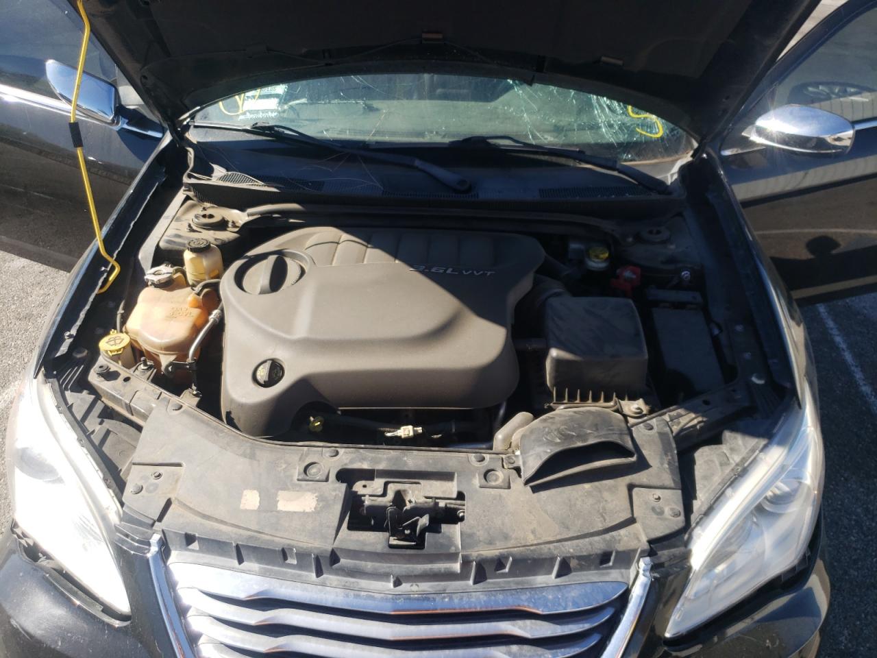 Photo 7 from auction – 2014 CHRYSLER 200 LIMITE with VIN 1C3CCBCG4EN100030