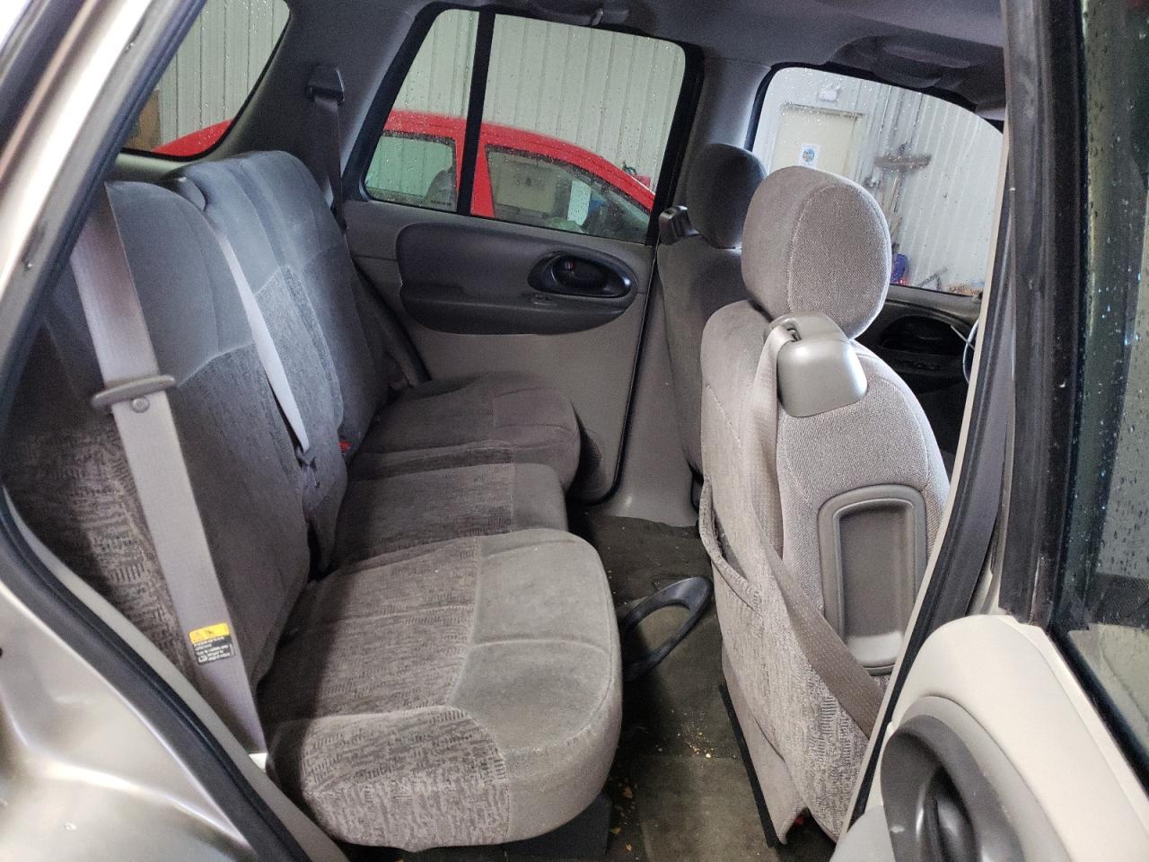 Photo 6 from auction – 2003 CHEVROLET TRAILBLAZE with VIN 1GNDT13S432388846