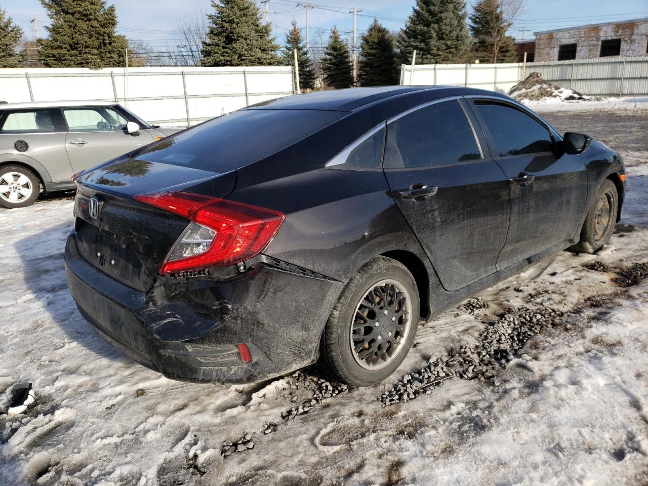 Photo 4 from auction – 2016 HONDA CIVIC LX with VIN 19XFC2F54GE212028