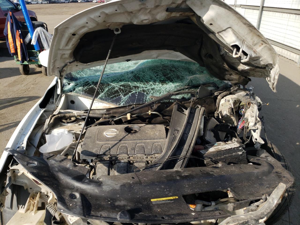 Photo 7 from auction – 2014 NISSAN SENTRA S with VIN 3N1AB7AP2EY284542