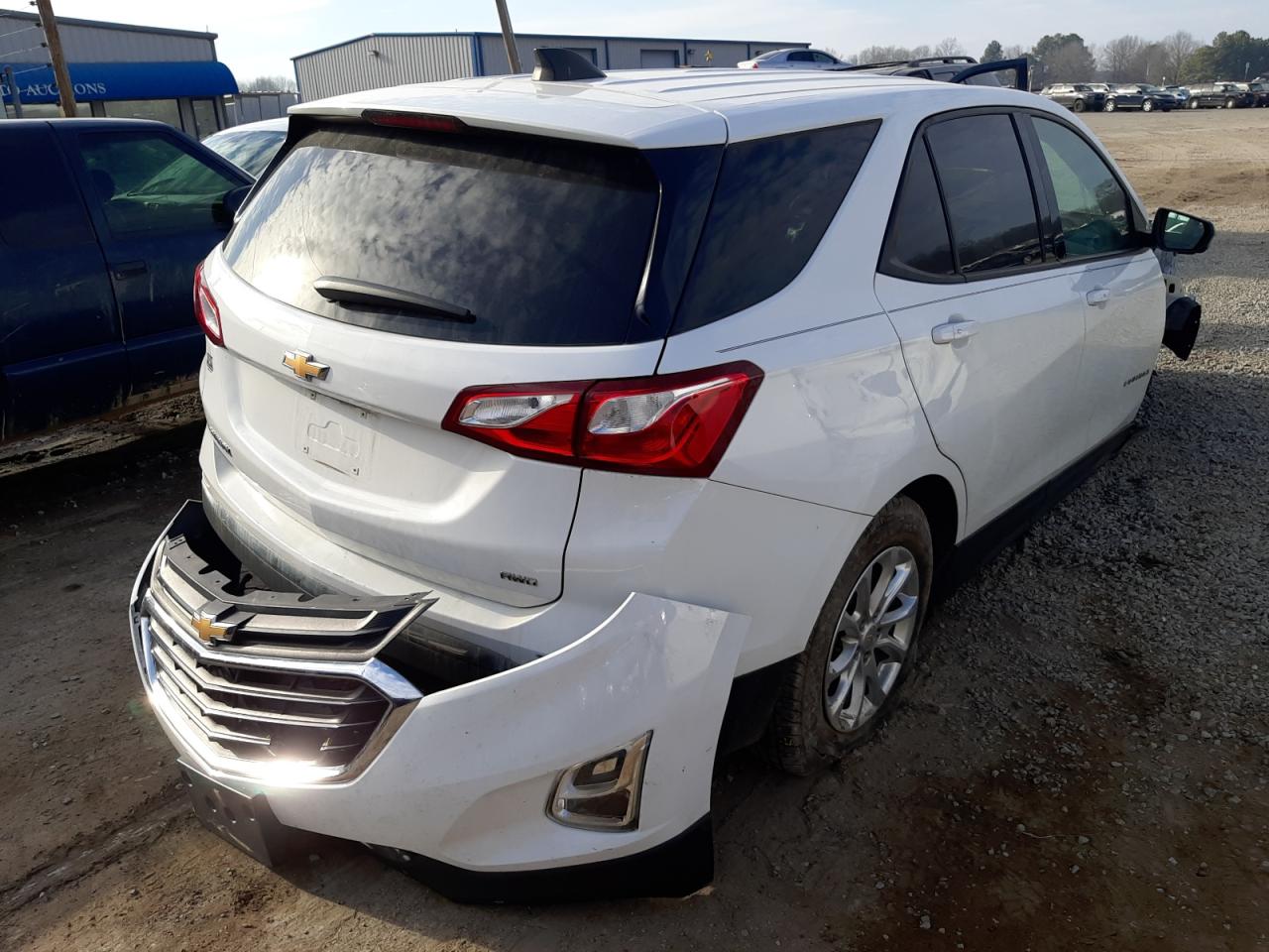 Photo 4 from auction – 2018 CHEVROLET EQUINOX LS with VIN 2GNAXREV8J6216915