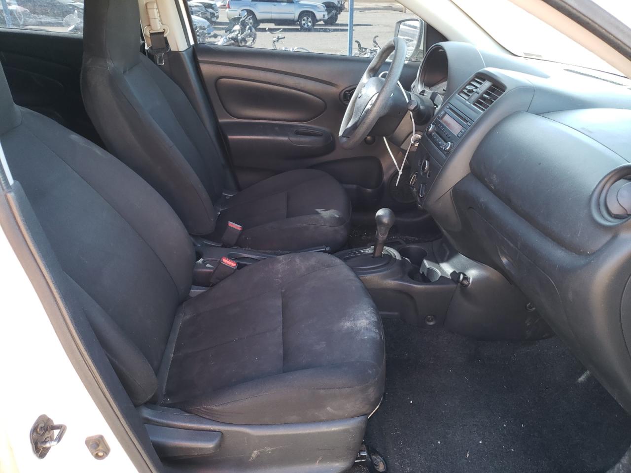 Photo 5 from auction – 2017 NISSAN VERSA S with VIN 3N1CN7AP0HL845970
