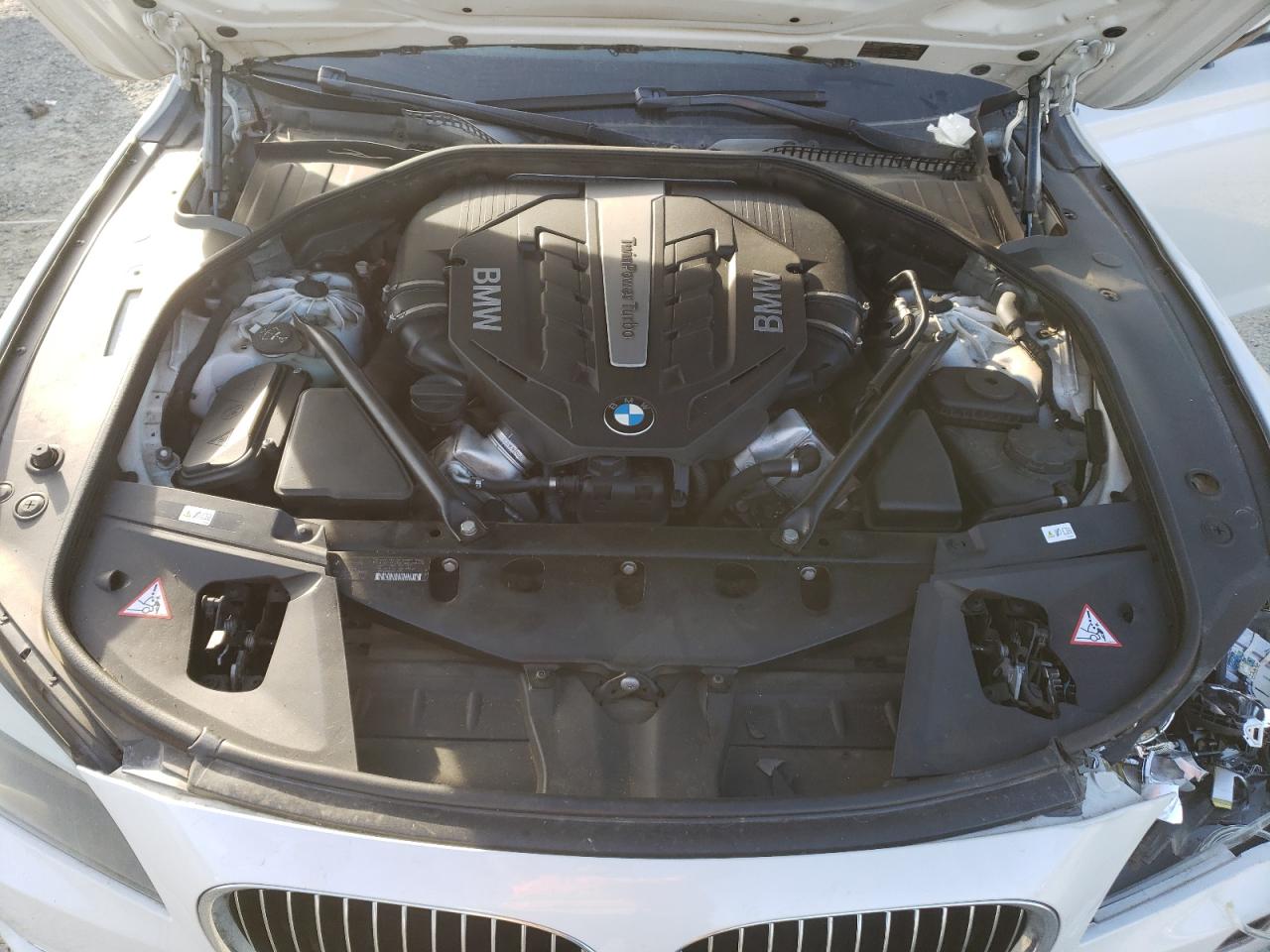 Photo 7 from auction – 2012 BMW 750 LI with VIN WBAKB8C54CDX20954