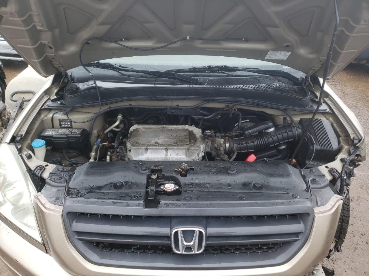 Photo 7 from auction – 2004 HONDA PILOT EXL with VIN 2HKYF18674H610924