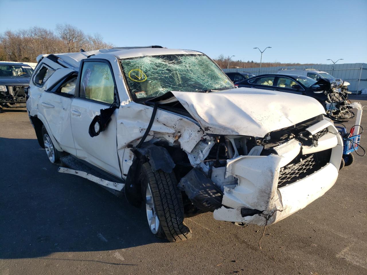 TOYOTA 4 RUNNER 2019 with VIN JTEBU5JR3K5666035 - Photo from auction