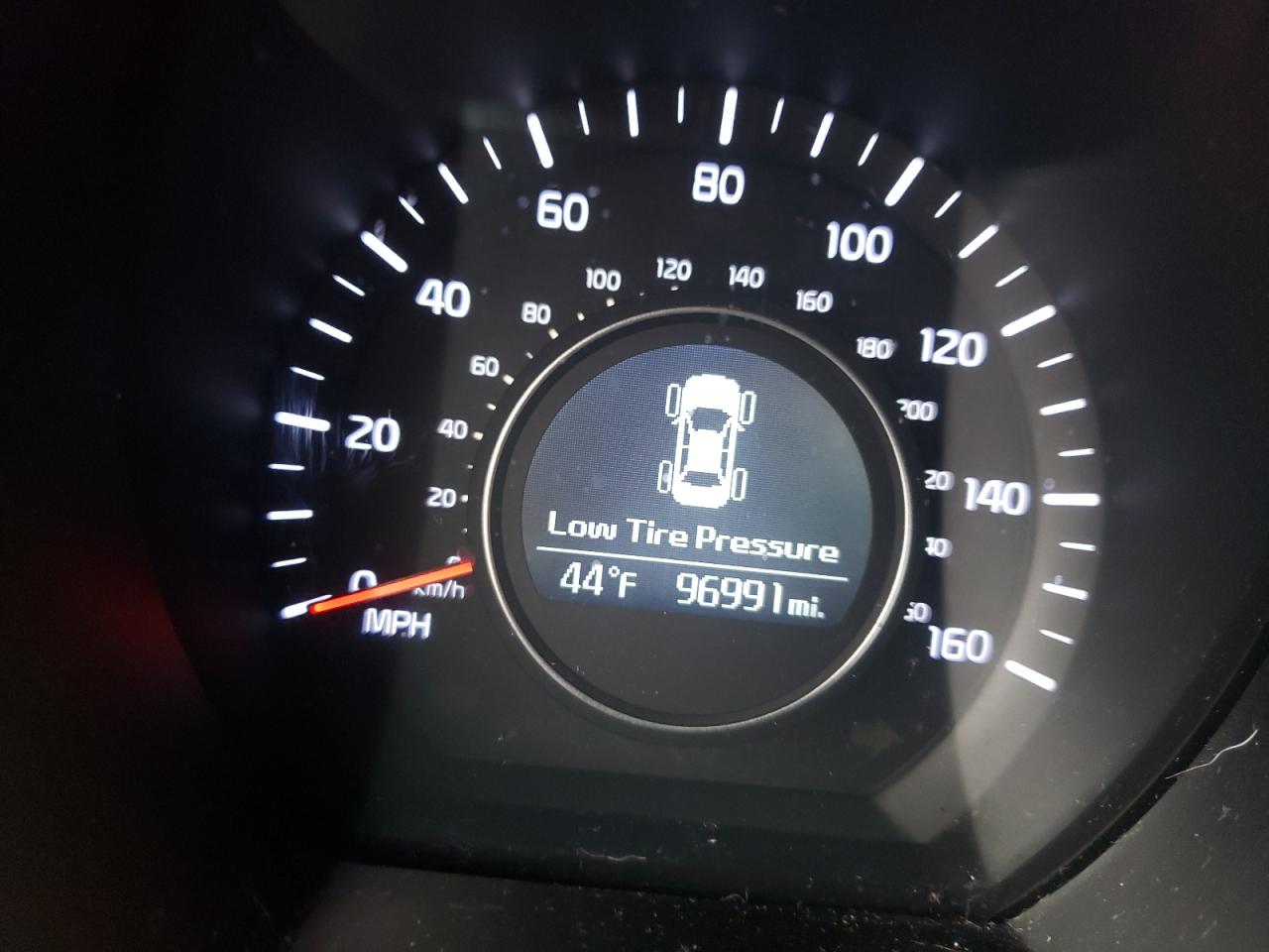 Photo 8 from auction – 2015 KIA OPTIMA LX with VIN KNAGM4A73F5634742