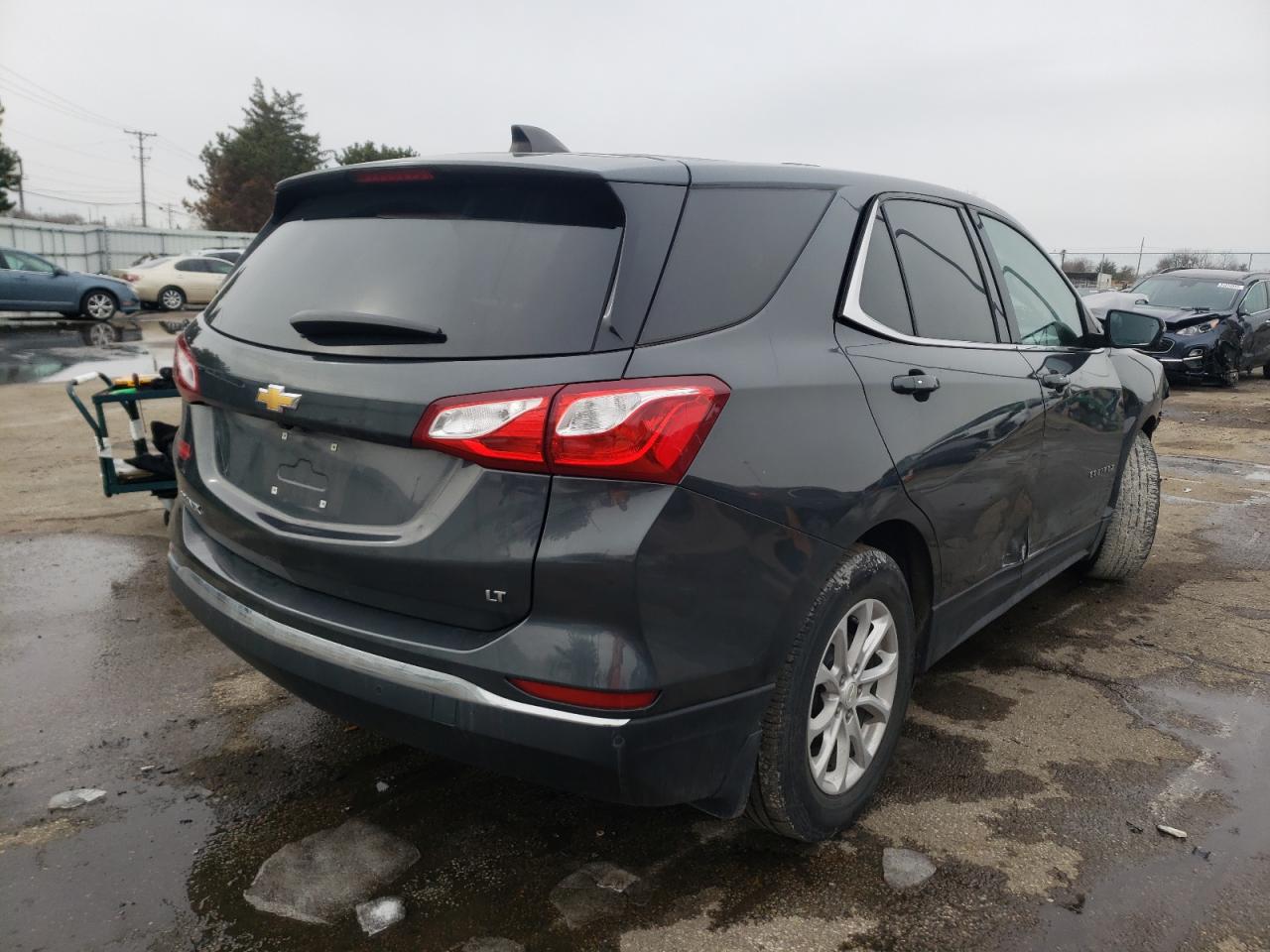 Photo 4 from auction – 2018 CHEVROLET EQUINOX LT with VIN 3GNAXJEV2JL118475