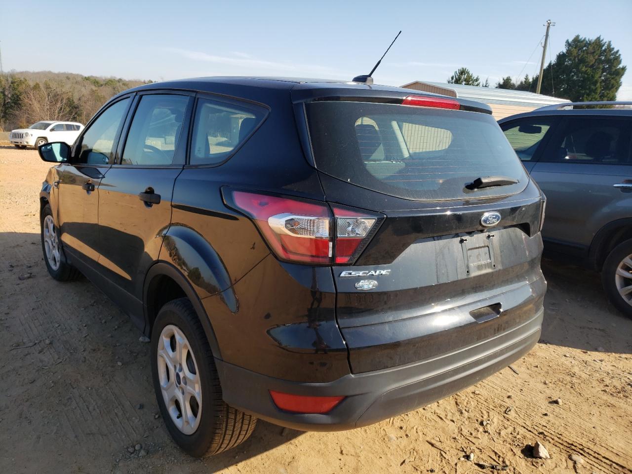 Photo 3 from auction – 2018 FORD ESCAPE S with VIN 1FMCU0F76JUA35752
