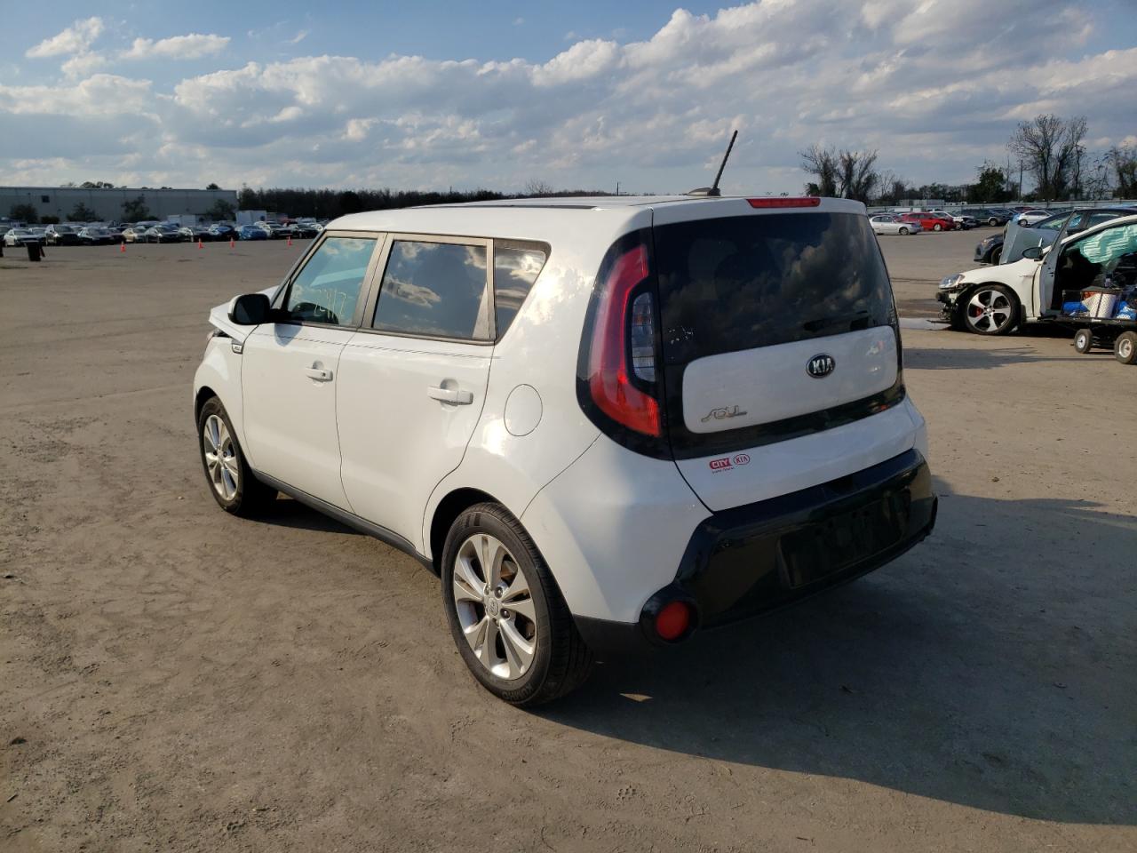 Photo 3 from auction – 2016 KIA SOUL + with VIN KNDJP3A58G7329400