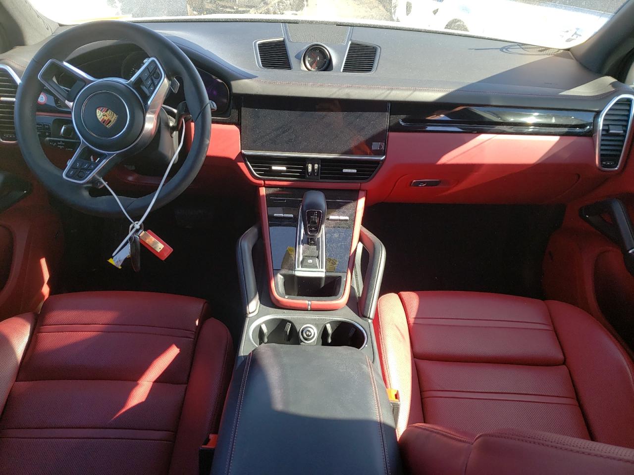 Photo 9 from auction – 2021 PORSCHE CAYENNE with VIN WP1AA2AY3MDA04753