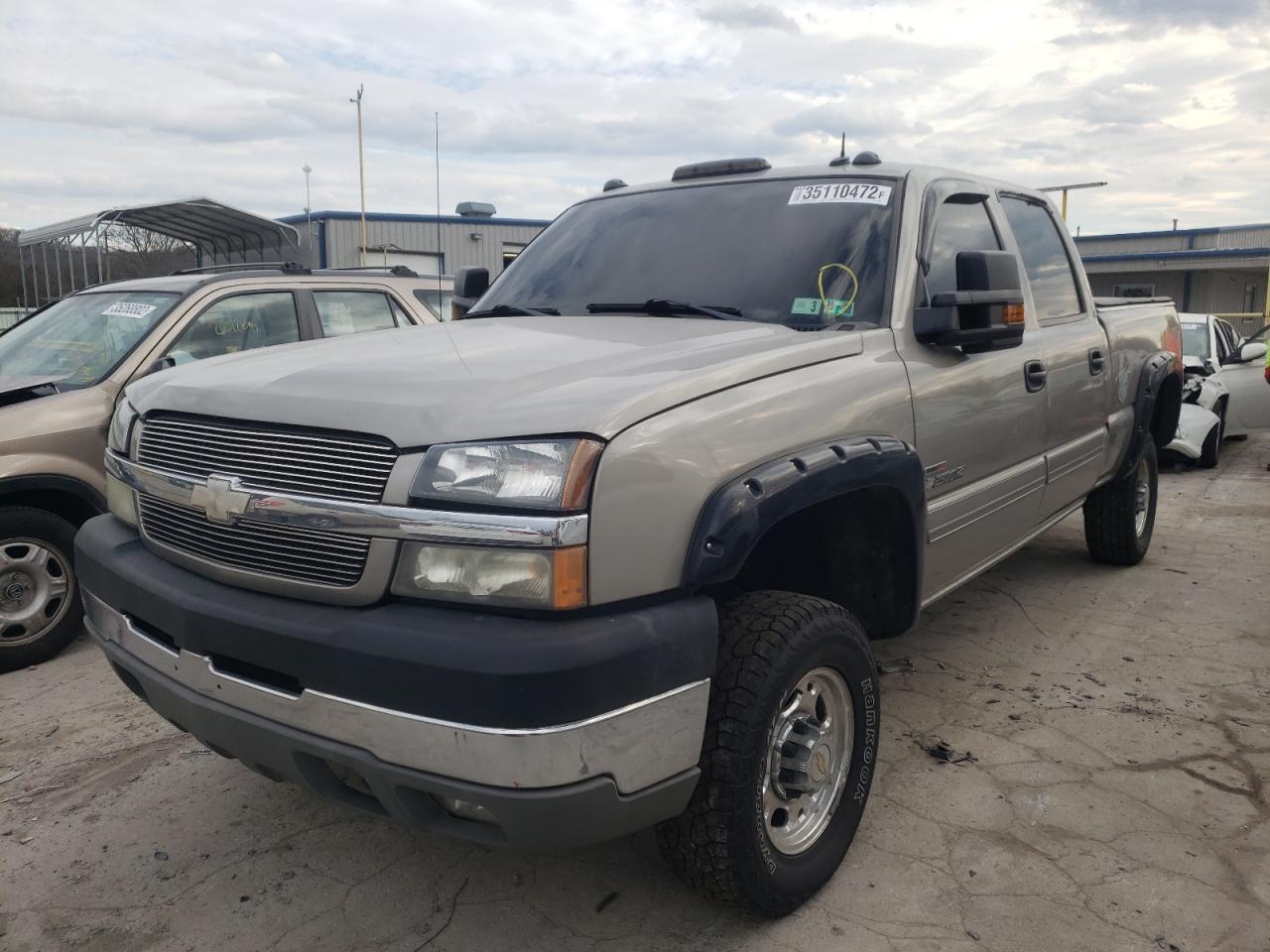 Photo 2 from auction – 2003 CHEVROLET SILVERADO with VIN 1GCHK231X3F193031