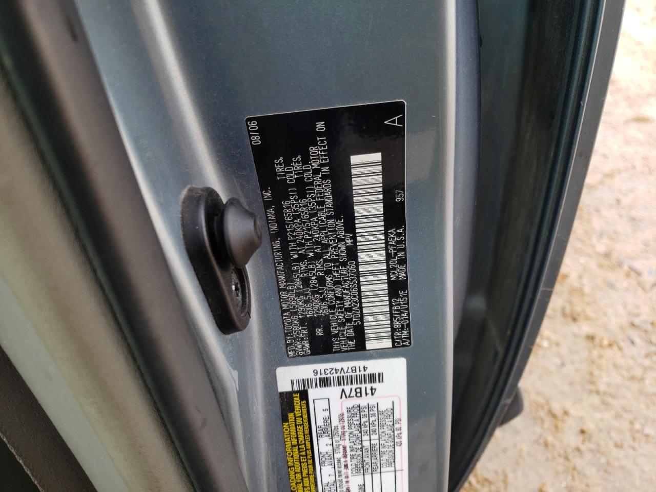 Photo 10 from auction – 2006 TOYOTA SIENNA CE with VIN 5TDZA23C06S537060