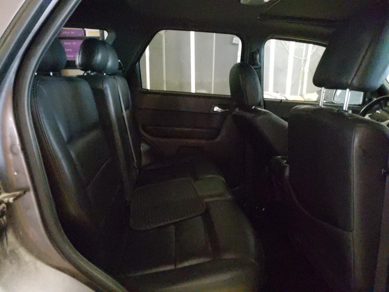 Photo 6 from auction – 2009 FORD ESCAPE LIM with VIN 1FMCU04G49KC31411