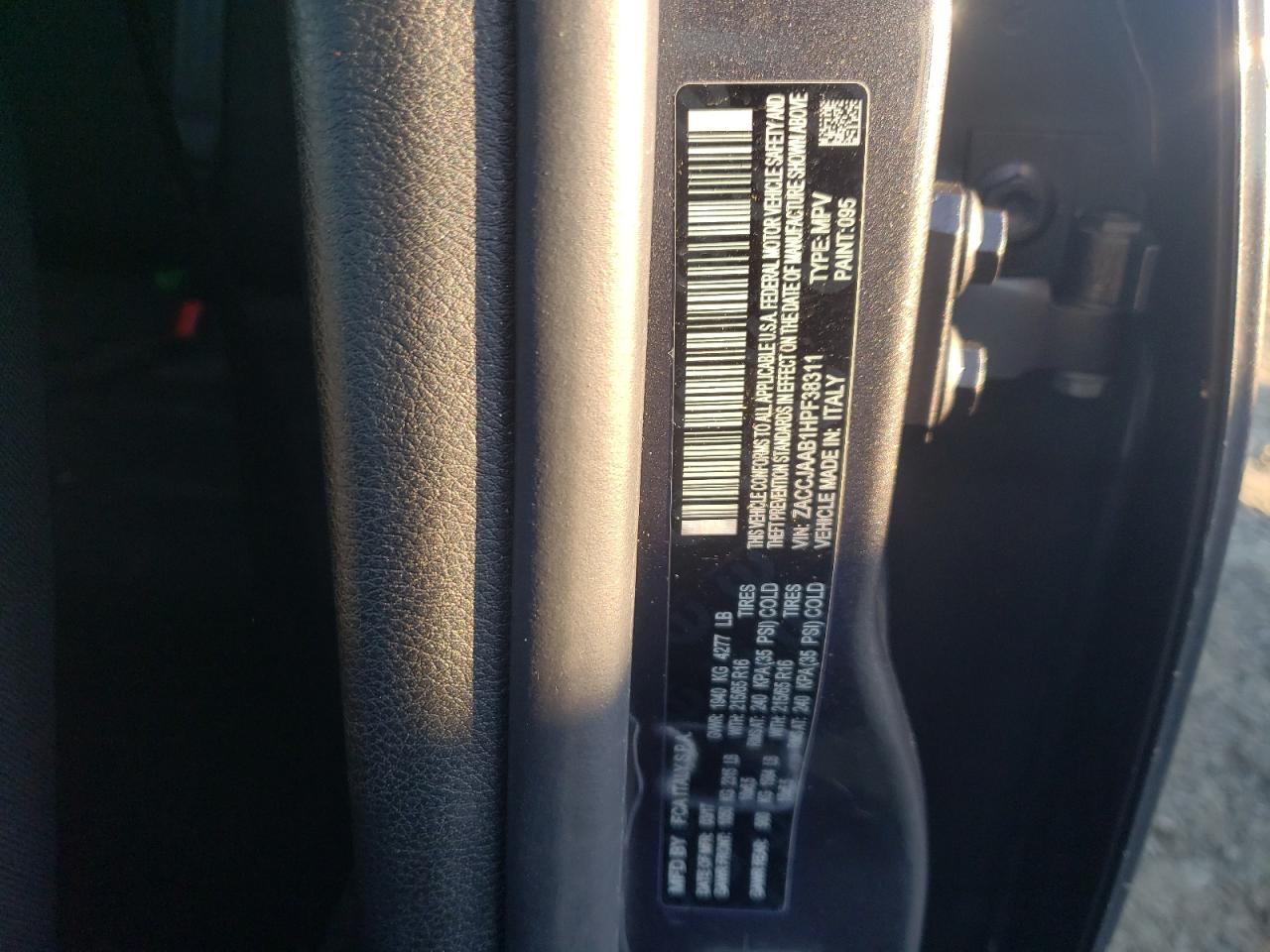 Photo 10 from auction – 2017 JEEP RENEGADE S with VIN ZACCJAAB1HPF38311