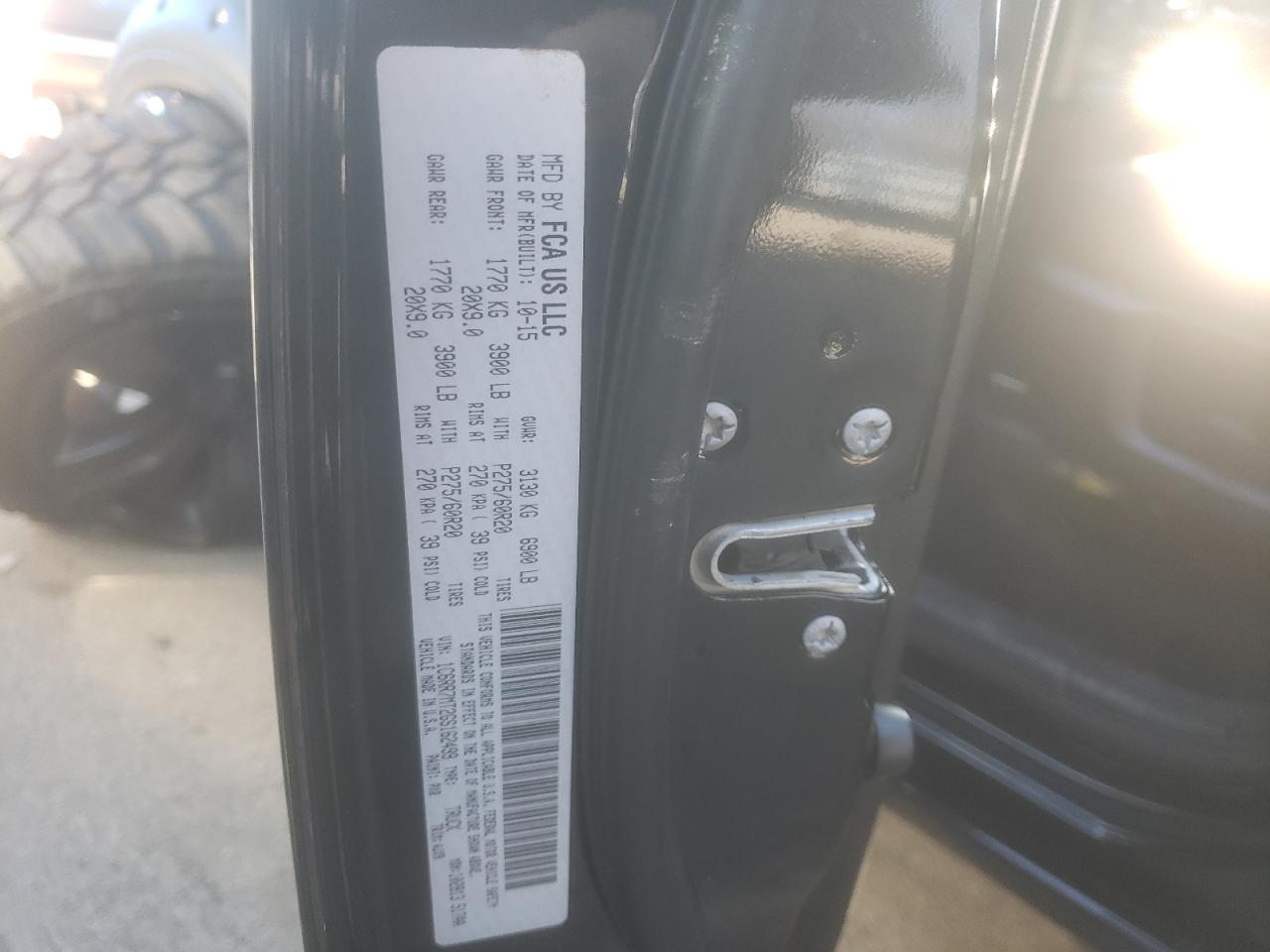 Photo 10 from auction – 2016 RAM 1500 SPORT with VIN 1C6RR7MT2GS162499