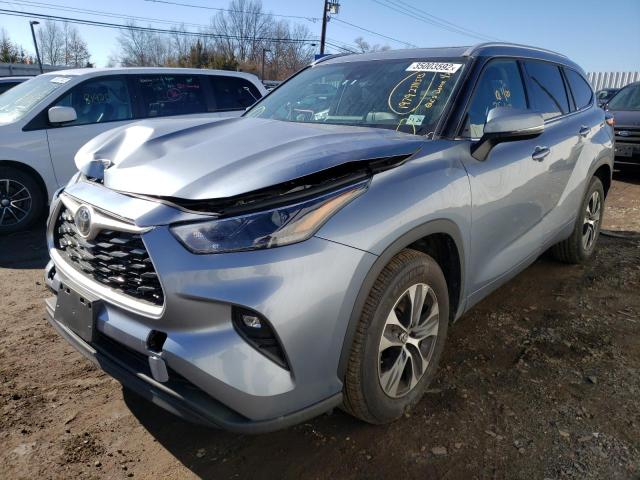 Photo 2 from auction – 2022 TOYOTA HIGHLANDER with VIN 5TDGZRAH4NS093638