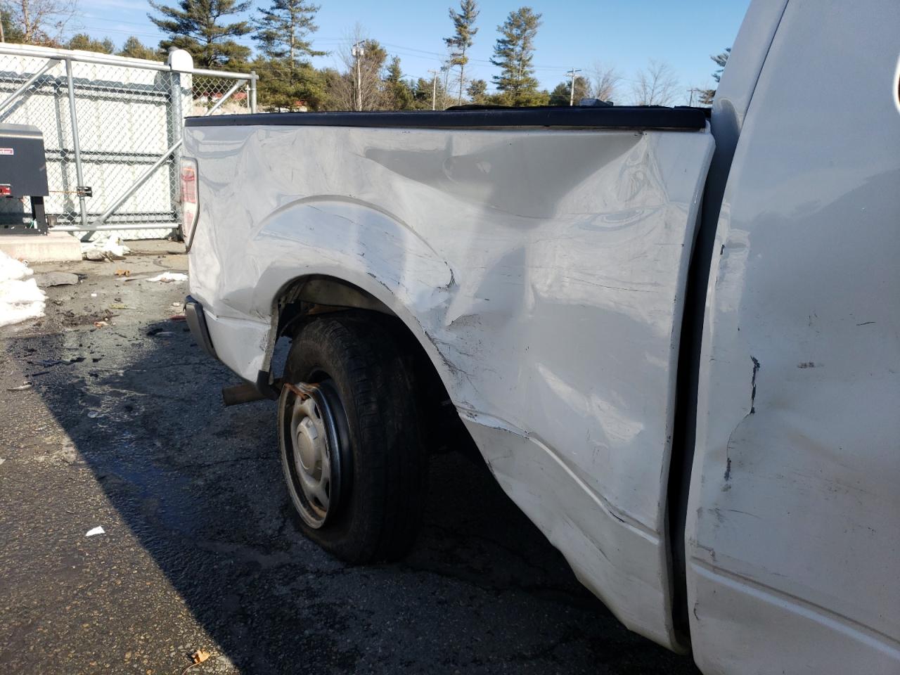 Photo 9 from auction – 2013 FORD F150 SUPER with VIN 1FTEX1CM8DKG01432