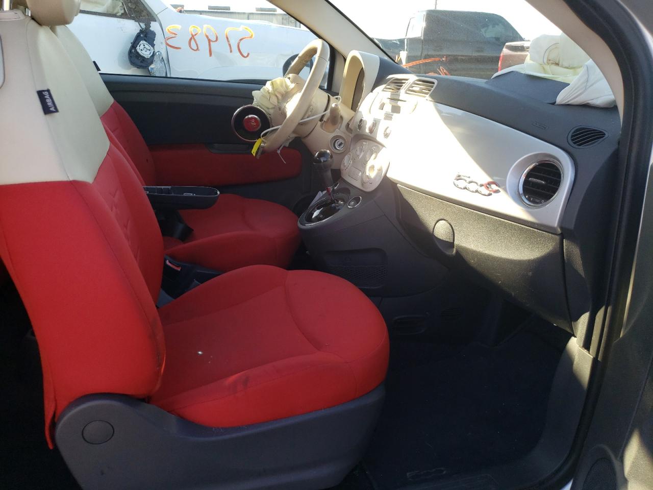Photo 5 from auction – 2012 FIAT 500 POP with VIN 3C3CFFDR2CT264971