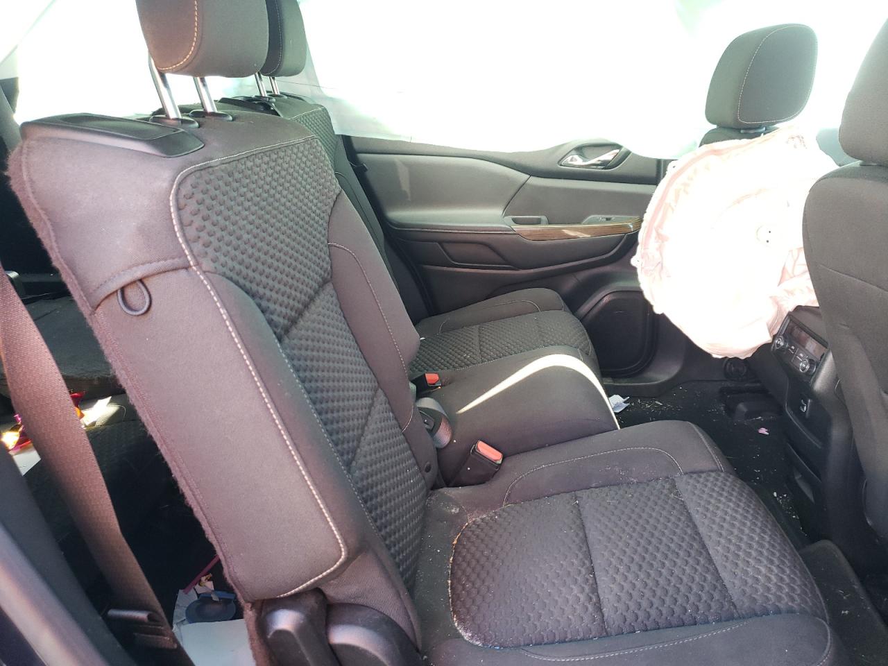 Photo 6 from auction – 2017 GMC ACADIA SLE with VIN 1GKKNKLA4HZ242960