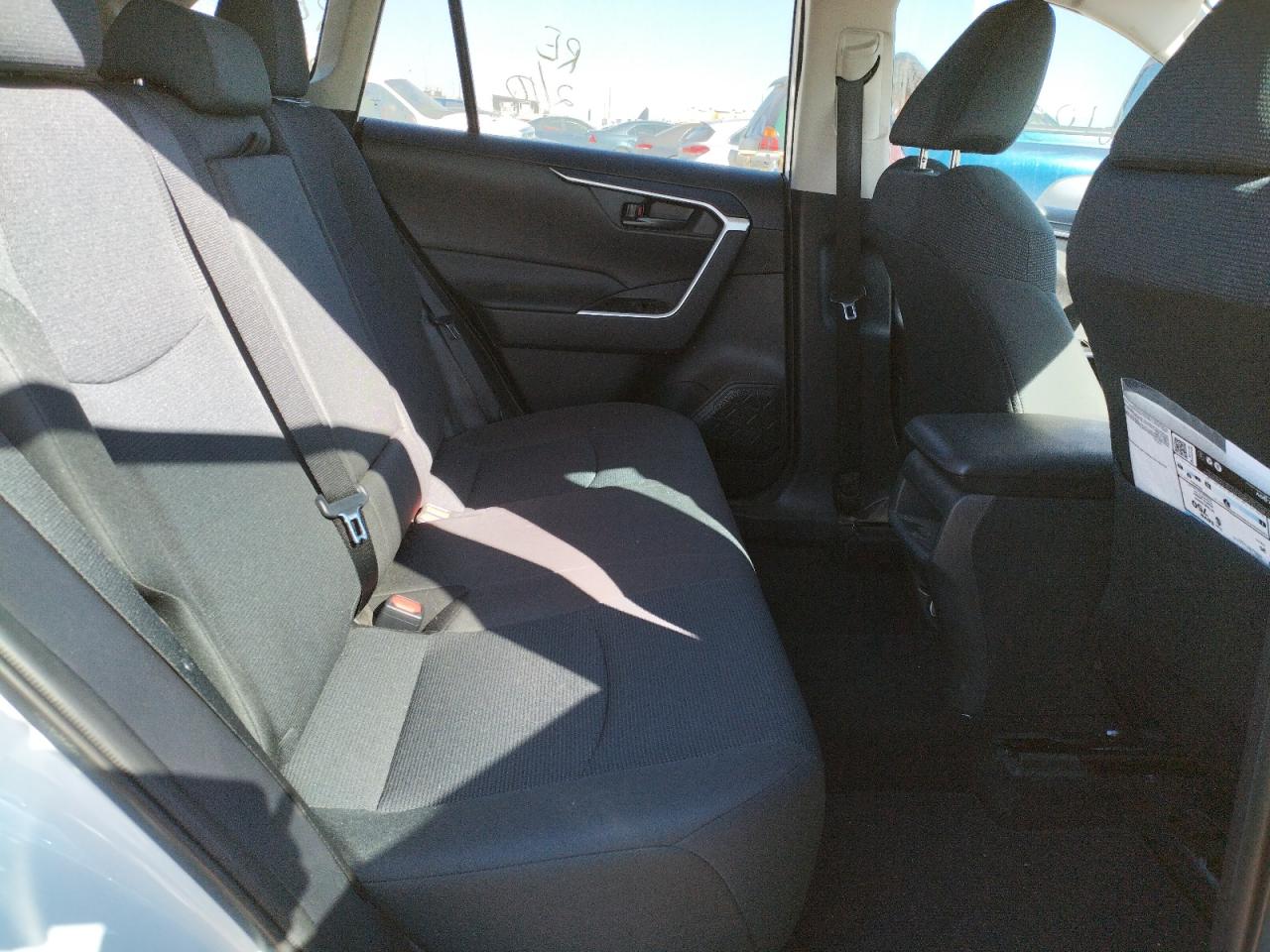 Photo 6 from auction – 2020 TOYOTA RAV4 LE with VIN 2T3H1RFV3LC079768