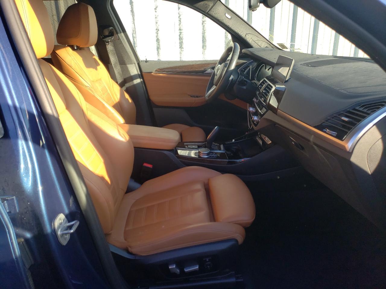 Photo 5 from auction – 2019 BMW X3 XDRIVEM with VIN 5UXTS3C52KLR72621