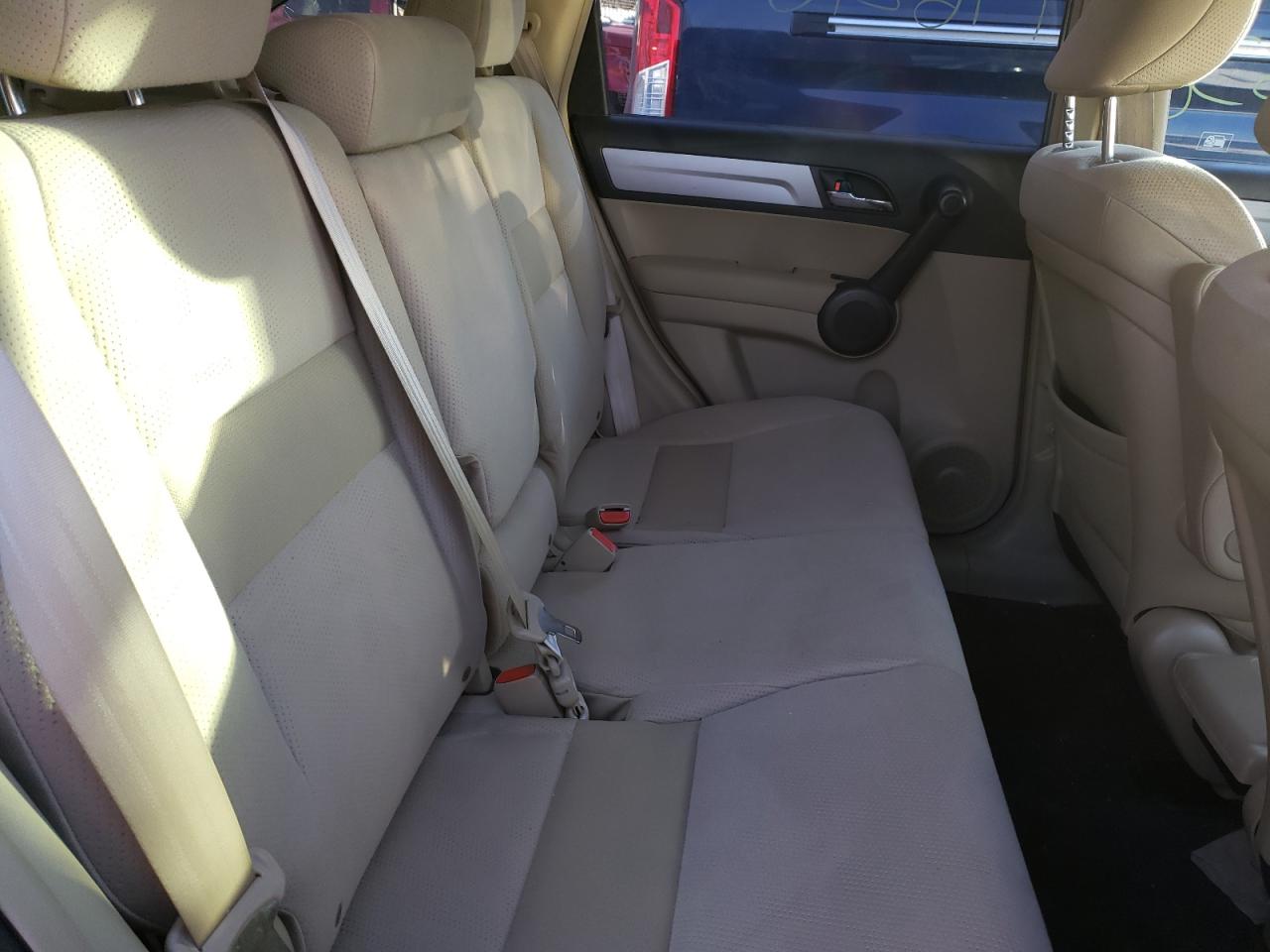 Photo 6 from auction – 2011 HONDA CR-V SE with VIN JHLRE4H40BC005212