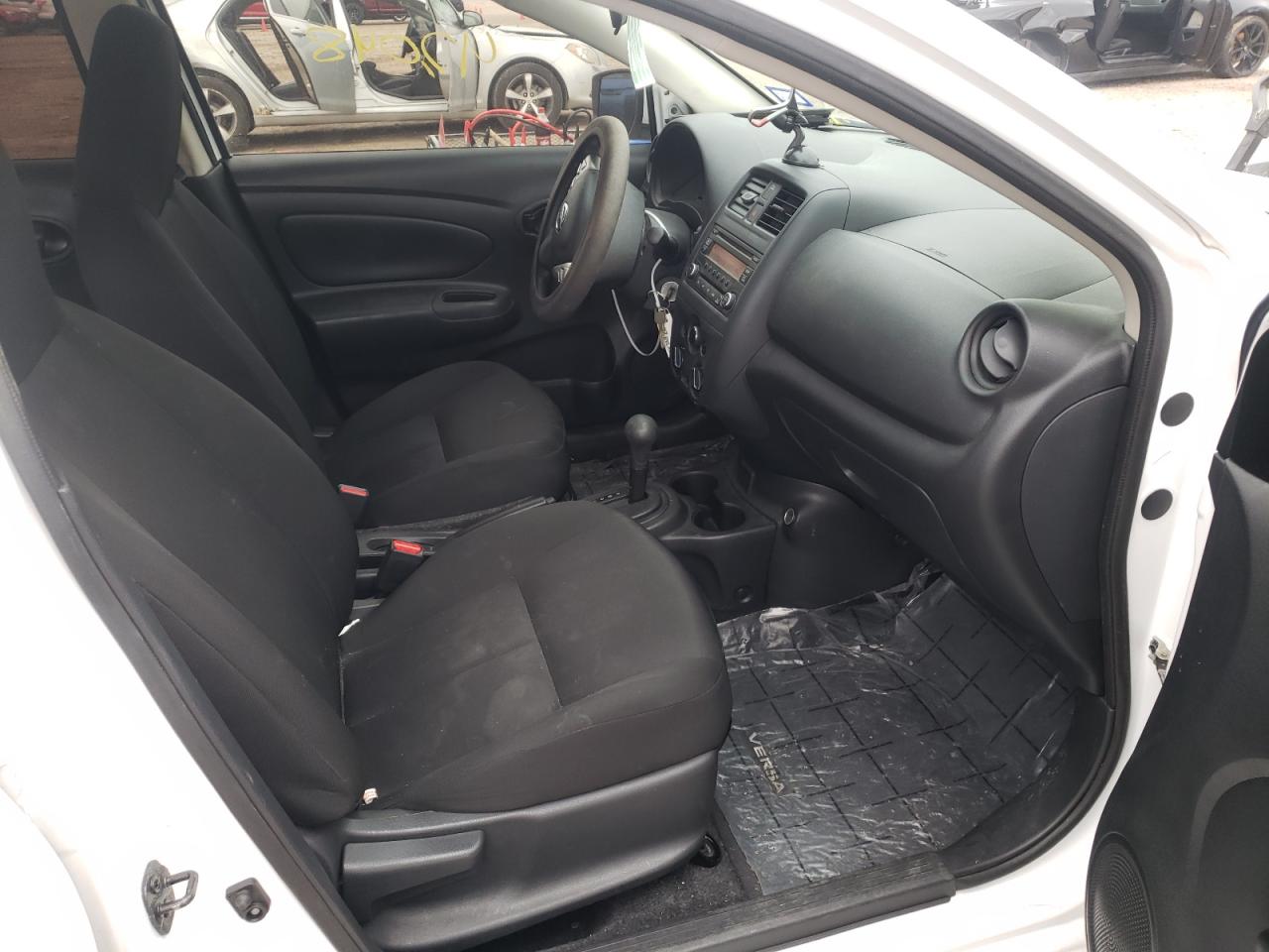 Photo 5 from auction – 2017 NISSAN VERSA S with VIN 3N1CN7AP1HL885524