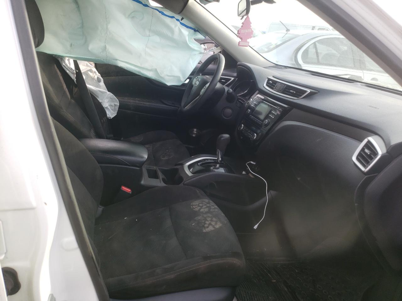 Photo 5 from auction – 2014 NISSAN ROGUE S with VIN 5N1AT2MV4EC849823