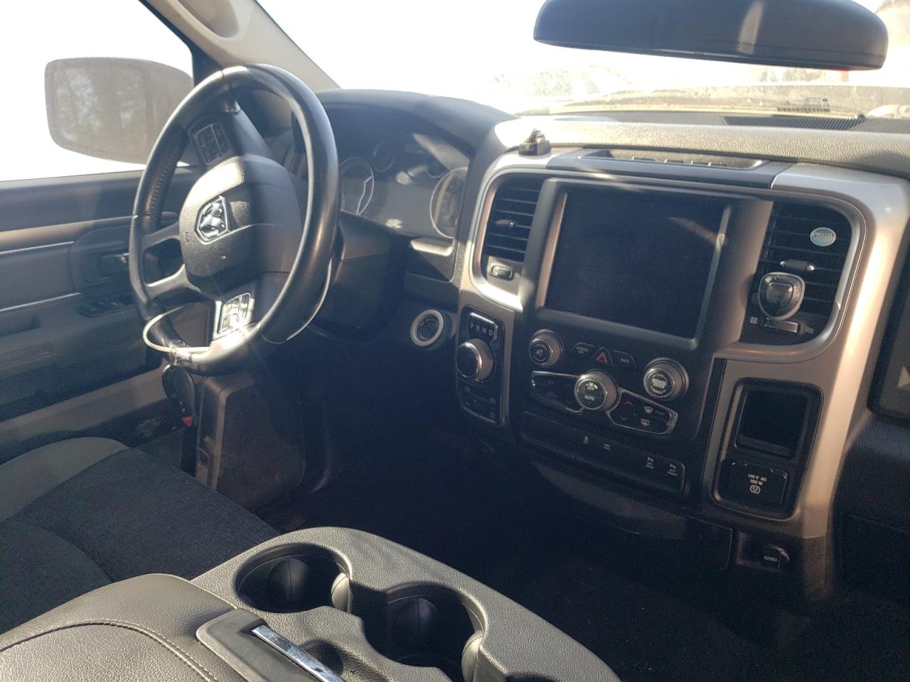Photo 9 from auction – 2019 RAM 1500 CLASS with VIN 1C6RR7TT9KS530638