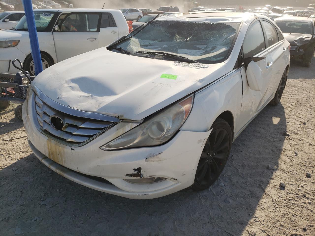 Photo 2 from auction – 2011 HYUNDAI SONATA SE with VIN 5NPEC4AB2BH149469