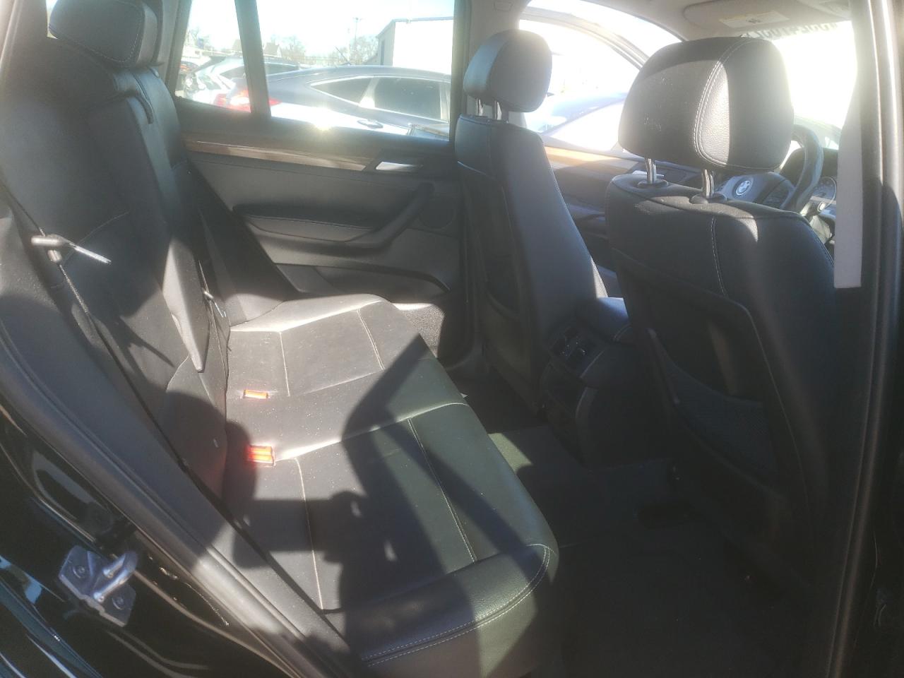 Photo 6 from auction – 2011 BMW X3 XDRIVE2 with VIN 5UXWX5C56BL700132