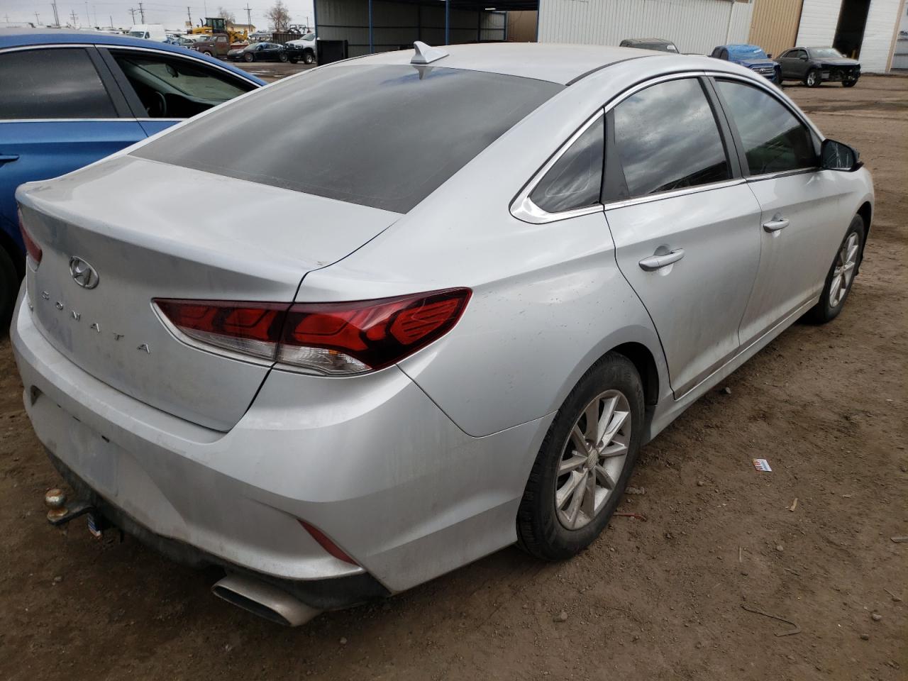 Photo 4 from auction – 2019 HYUNDAI SONATA SE with VIN 5NPE24AFXKH820344