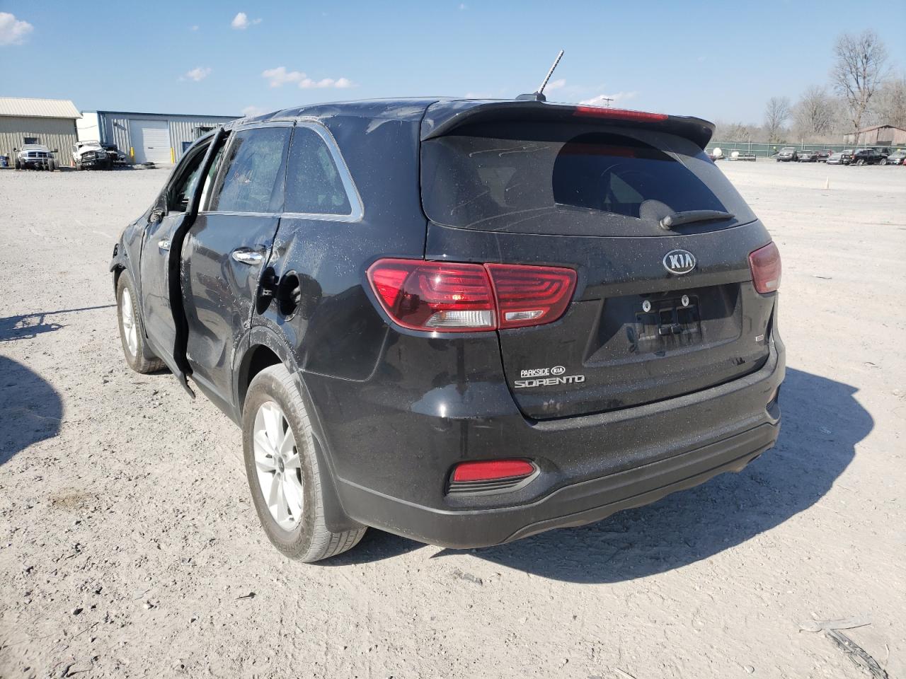 Photo 3 from auction – 2019 KIA SORENTO L with VIN 5XYPG4A34KG582000