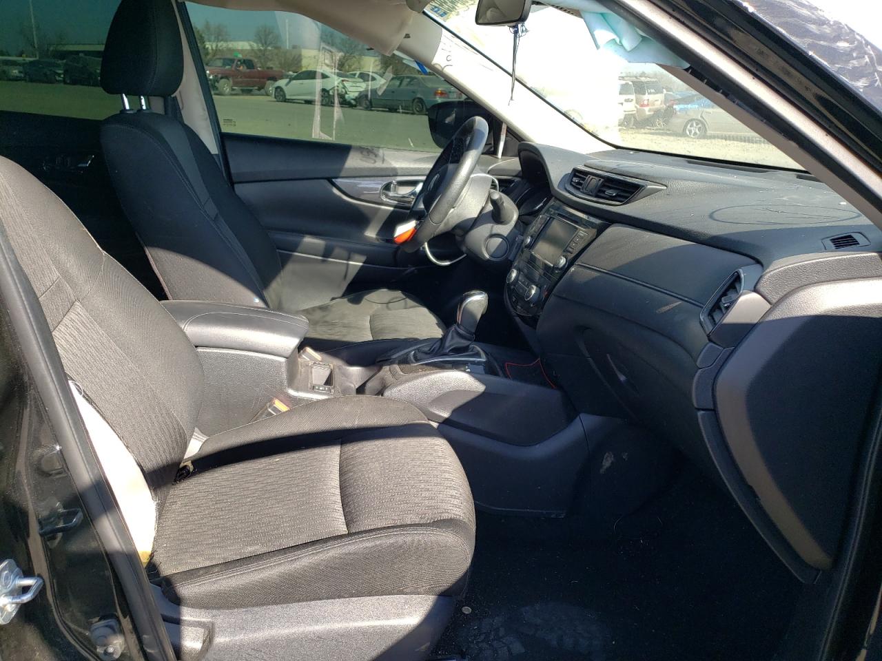 Photo 5 from auction – 2019 NISSAN ROGUE S with VIN KNMAT2MT8KP549984