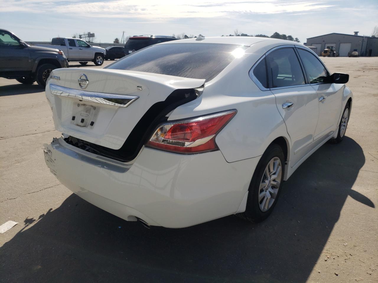 Photo 4 from auction – 2015 NISSAN ALTIMA 2.5 with VIN 1N4AL3AP8FC413273