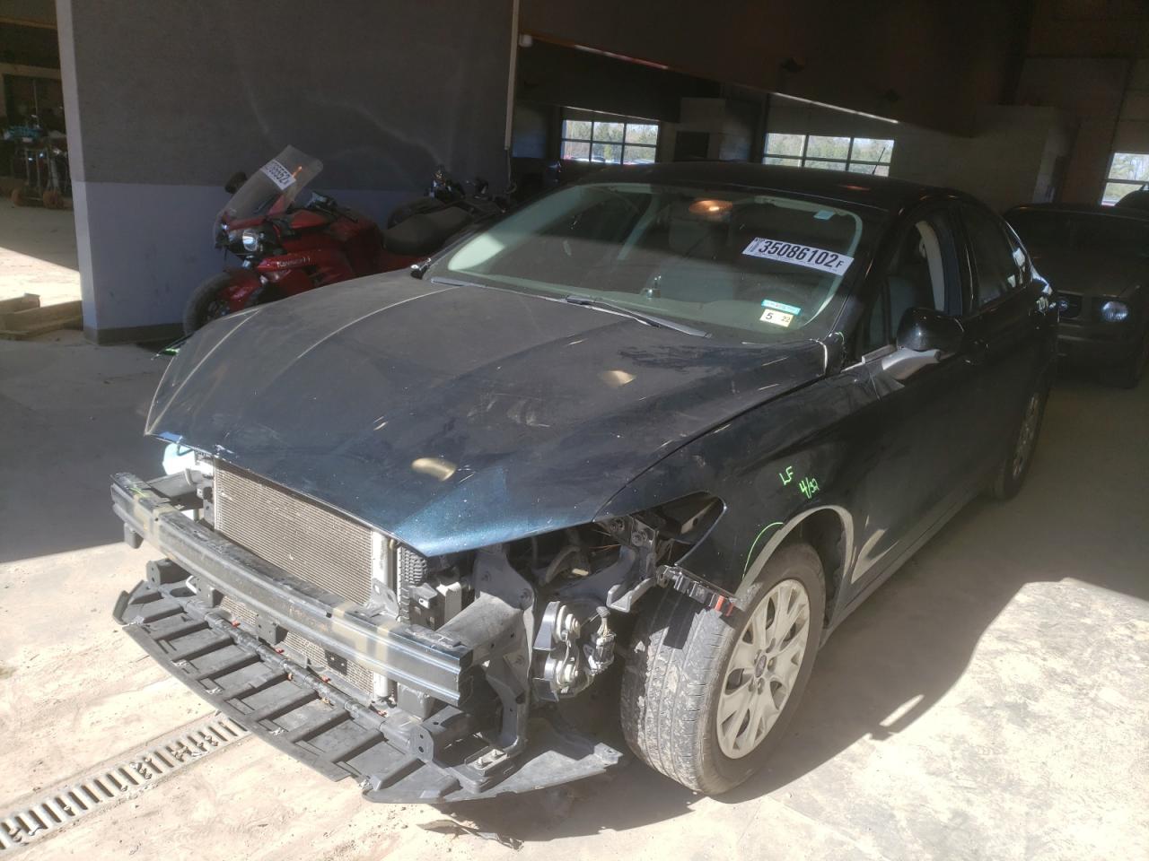 Photo 2 from auction – 2014 FORD FUSION S with VIN 3FA6P0G73ER140596