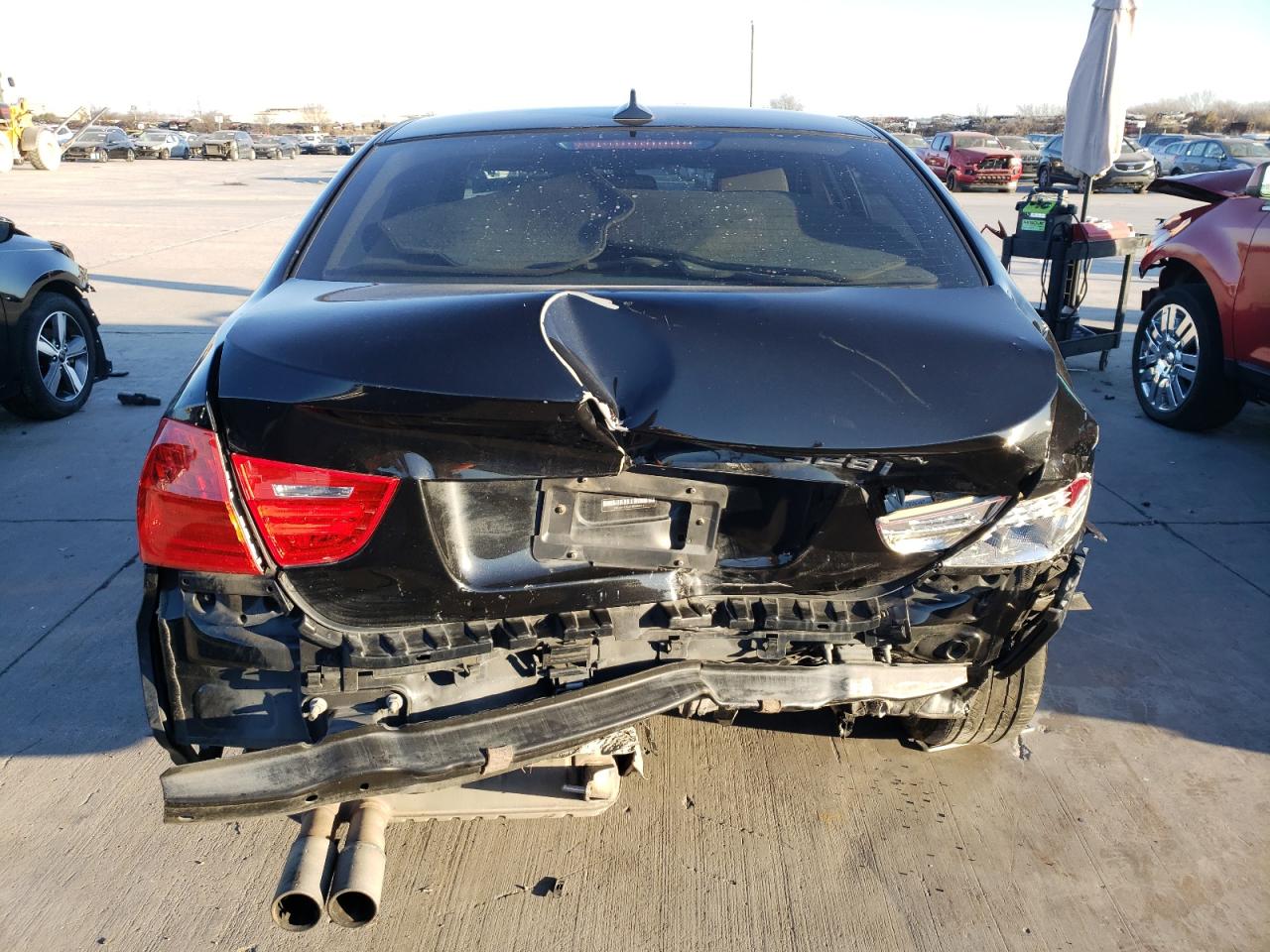 Photo 9 from auction – 2011 BMW 328 I with VIN WBAPH7C5XBE680371