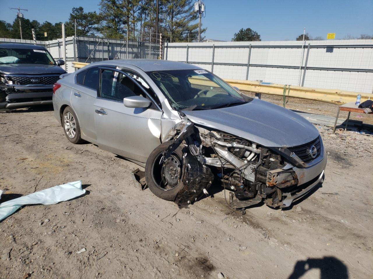 NISSAN ALTIMA 2.5 2016 with VIN 1N4AL3AP3GC120737 - Photo from auction