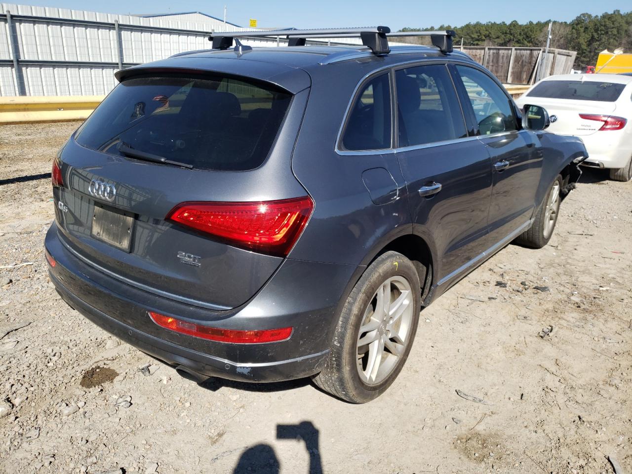 Zdjęcie 4 z aukcji – 2015 AUDI Q5 PREMIUM z VIN WA1LFAFP7FA140534