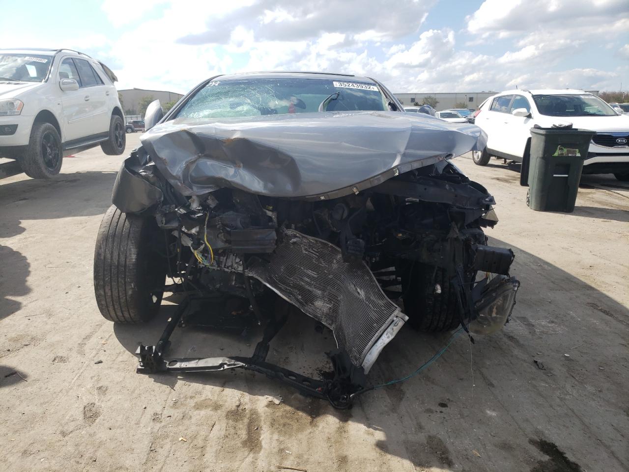 Photo 9 from auction – 2013 HYUNDAI SONATA SE with VIN 5NPEC4AC1DH789975