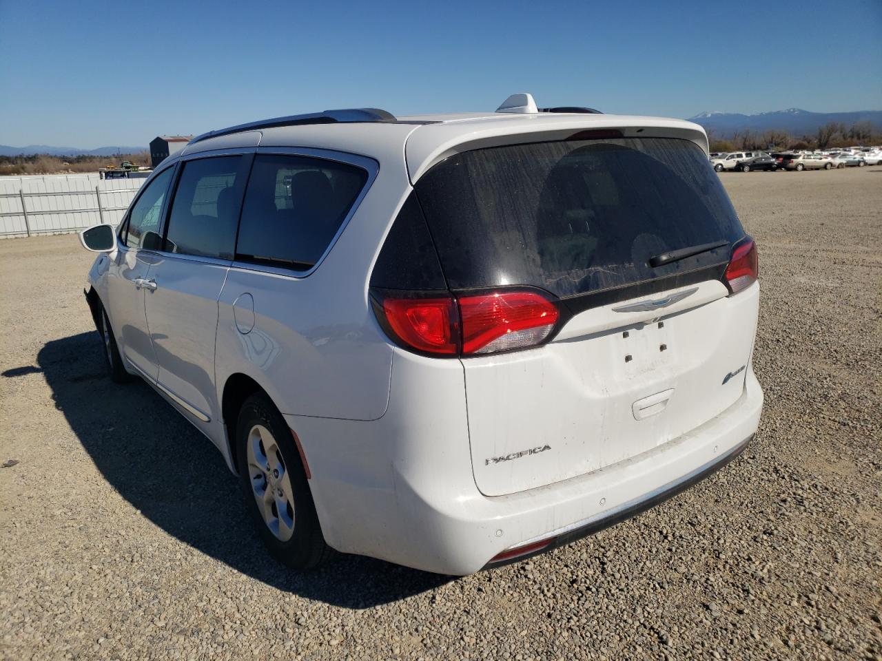 Photo 3 from auction – 2018 CHRYSLER PACIFICA H with VIN 2C4RC1L78JR129513