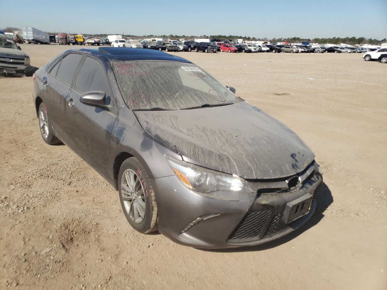 TOYOTA CAMRY LE 2017 with VIN 4T1BF1FK7HU447558 - Photo from auction