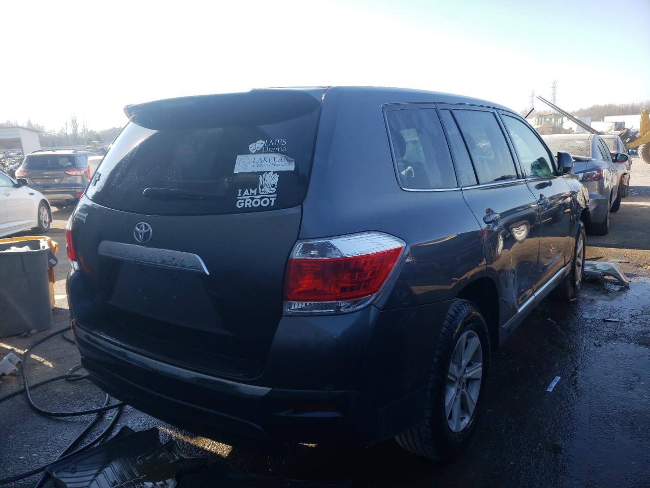 Photo 4 from auction – 2013 TOYOTA HIGHLANDER with VIN 5TDZA3EH2DS039471