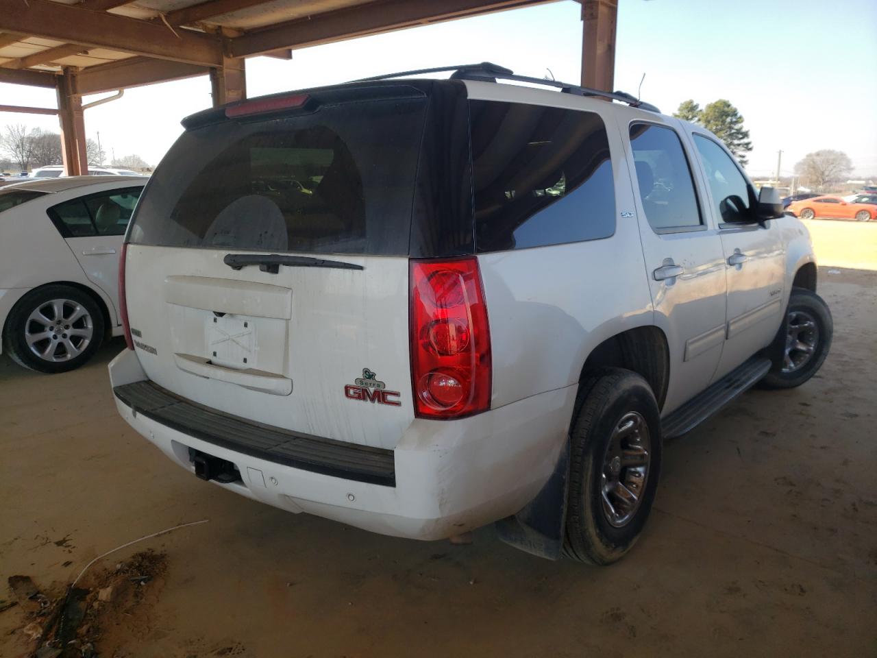Photo 4 from auction – 2010 GMC YUKON SLT with VIN 1GKUCCE09AR141377
