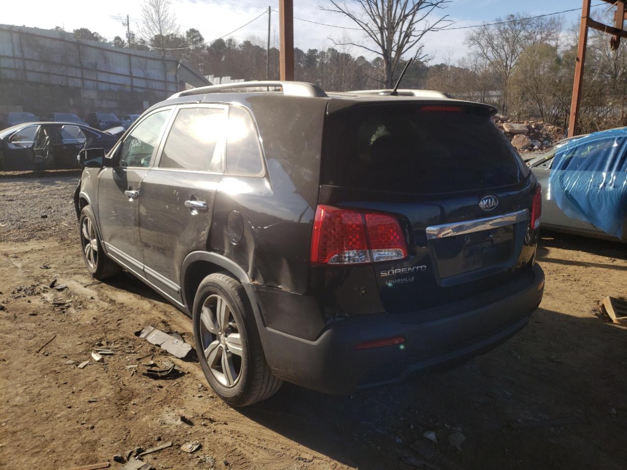 Photo 3 from auction – 2012 KIA SORENTO EX with VIN 5XYKU3A61CG276557