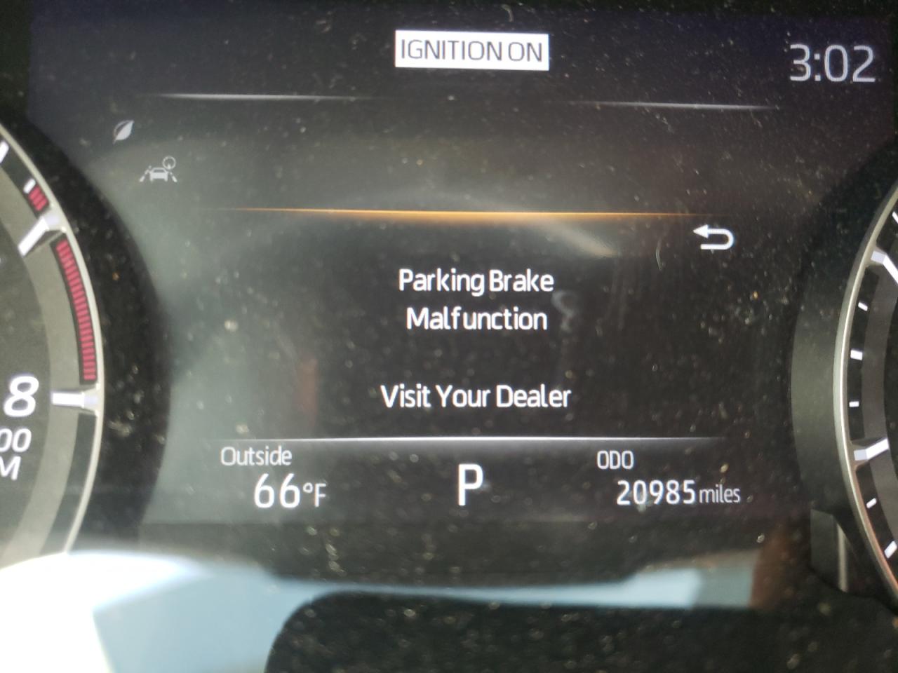 Photo 8 from auction – 2021 TOYOTA HIGHLANDER with VIN 5TDHZRBH3MS523726
