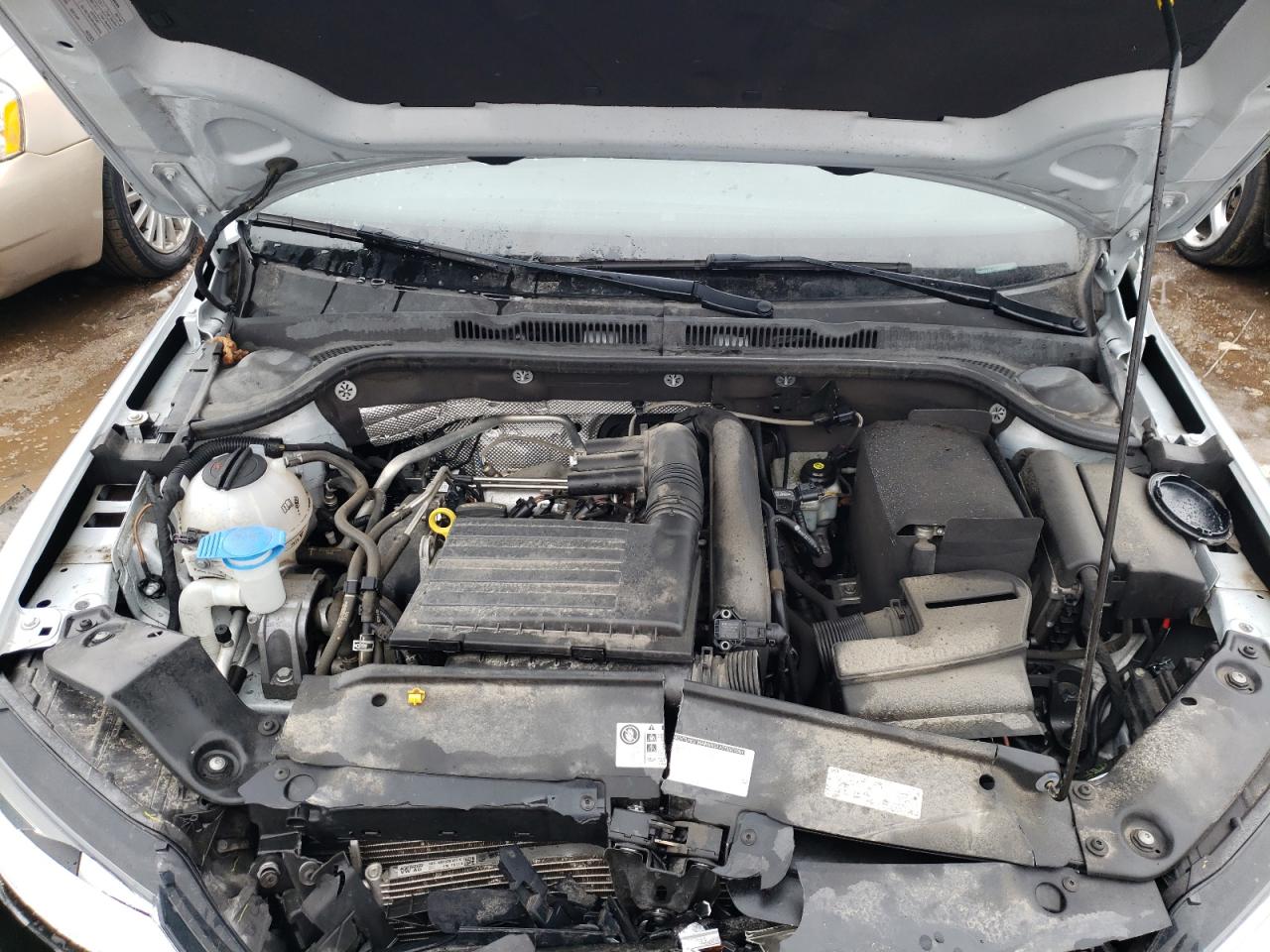 Photo 7 from auction – 2017 VOLKSWAGEN JETTA SE with VIN 3VWDB7AJ7HM362800