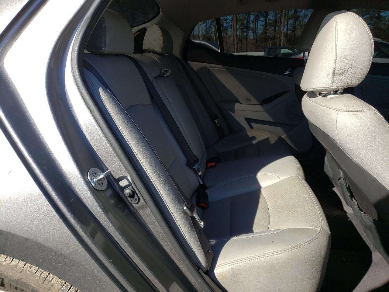 Photo 6 from auction – 2012 KIA OPTIMA EX with VIN 5XXGN4A75CG031024