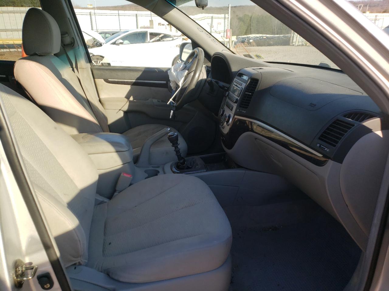 Photo 5 from auction – 2007 HYUNDAI SANTA FE G with VIN 5NMSG73D67H059124