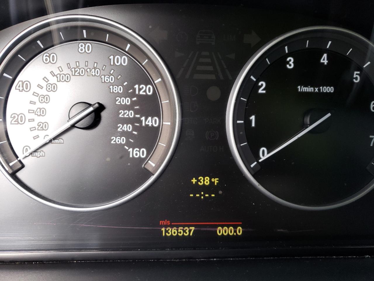 Photo 8 from auction – 2011 BMW 550 XI with VIN WBAFU9C54BC783686